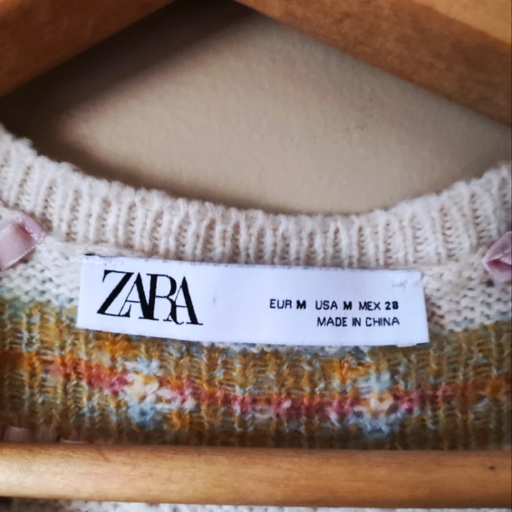 Sweater - Picture 3 of 5